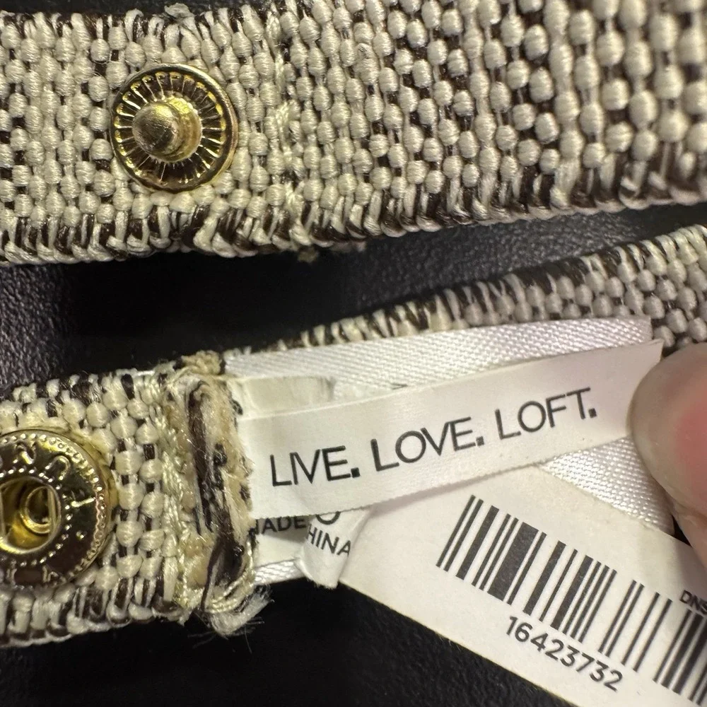 LOFT Belt Womens Small/Medium Beaded Flowers Metallic Stretch Snap‎ neutrals